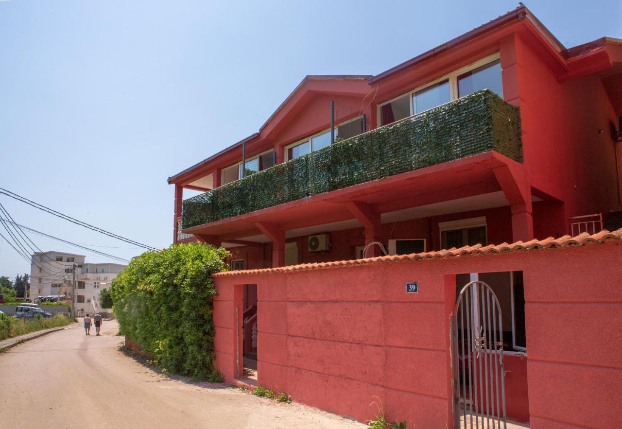 Family Apartments Vukcevic Čanj Zewnętrze zdjęcie