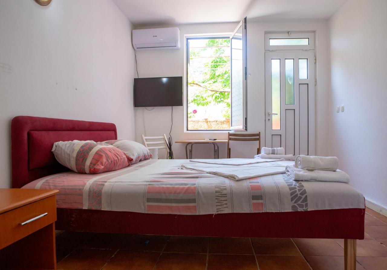 Family Apartments Vukcevic Čanj Zewnętrze zdjęcie
