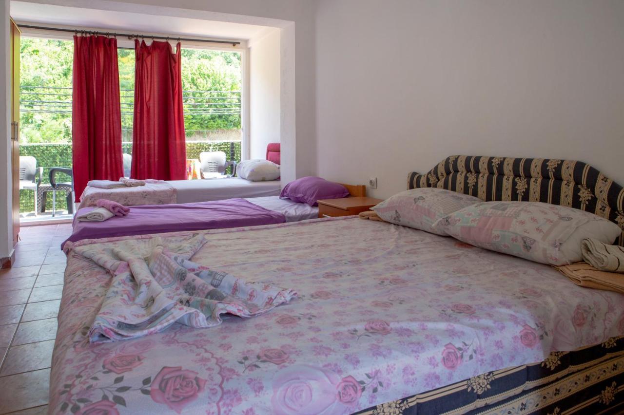 Family Apartments Vukcevic Čanj Zewnętrze zdjęcie